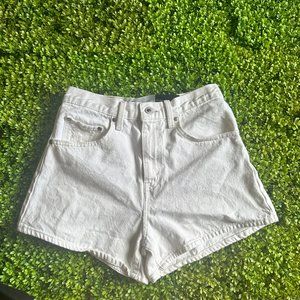 Levi's Silver Tab Mom Jean Shorts White